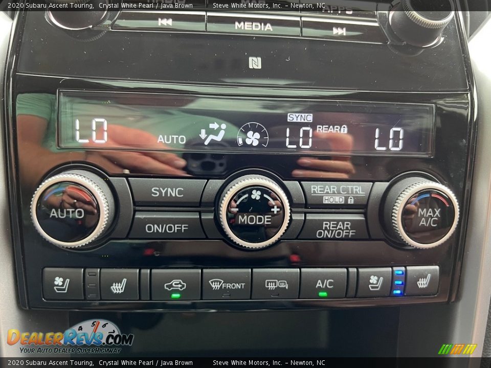 Controls of 2020 Subaru Ascent Touring Photo #28