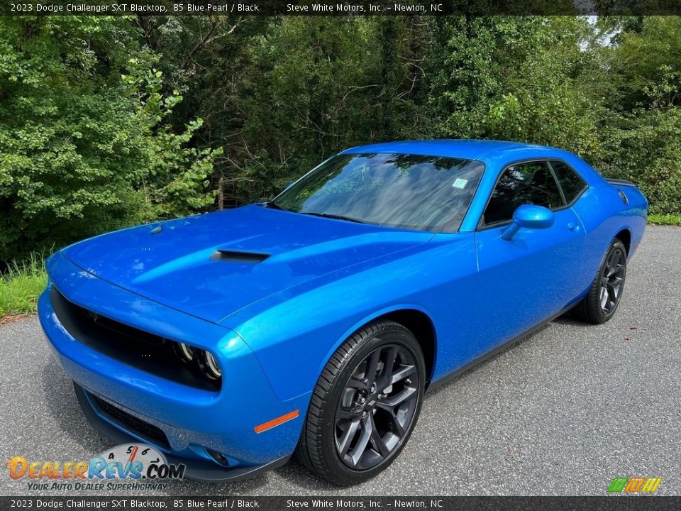 2023 Dodge Challenger SXT Blacktop B5 Blue Pearl / Black Photo #2