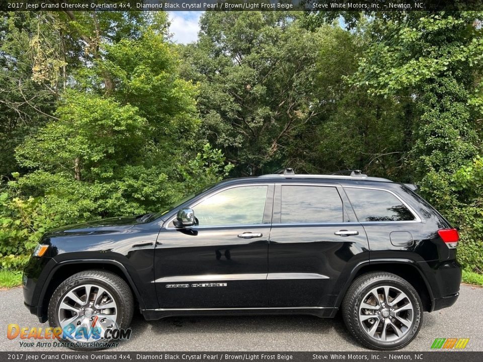 Diamond Black Crystal Pearl 2017 Jeep Grand Cherokee Overland 4x4 Photo #1