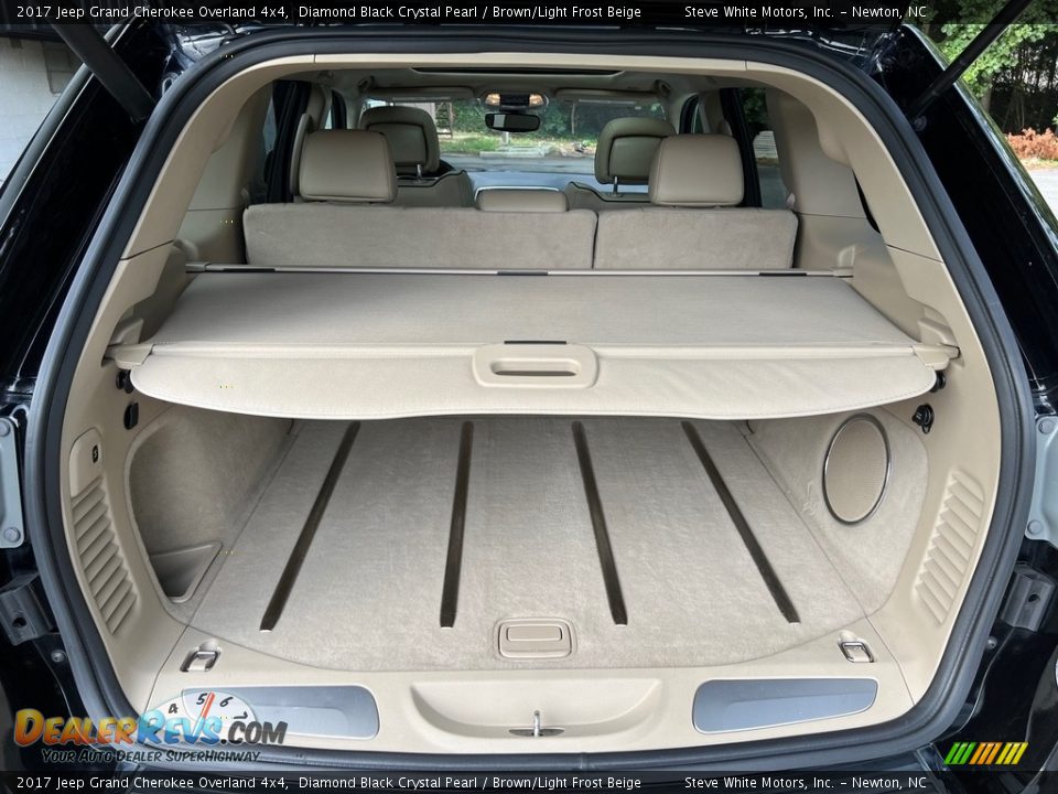 2017 Jeep Grand Cherokee Overland 4x4 Trunk Photo #18