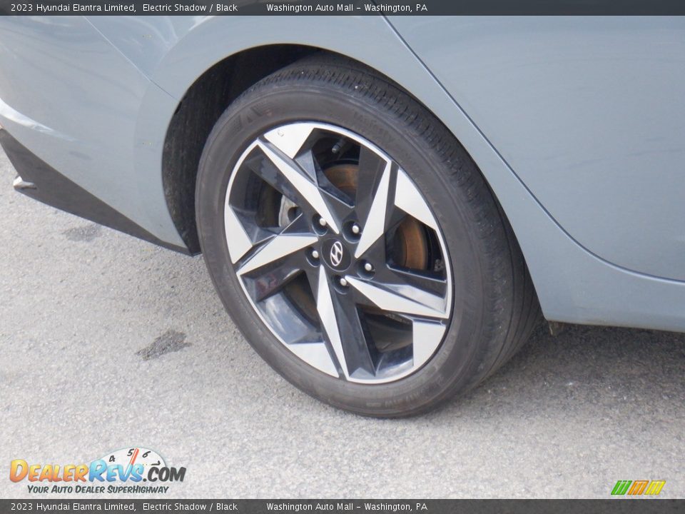 2023 Hyundai Elantra Limited Wheel Photo #4