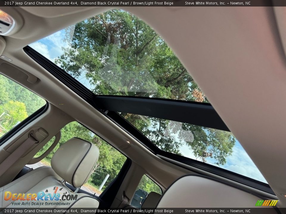 Sunroof of 2017 Jeep Grand Cherokee Overland 4x4 Photo #34