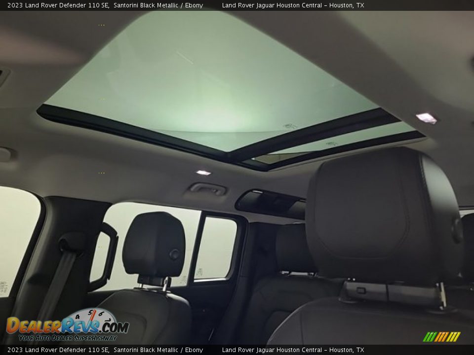 Sunroof of 2023 Land Rover Defender 110 SE Photo #24