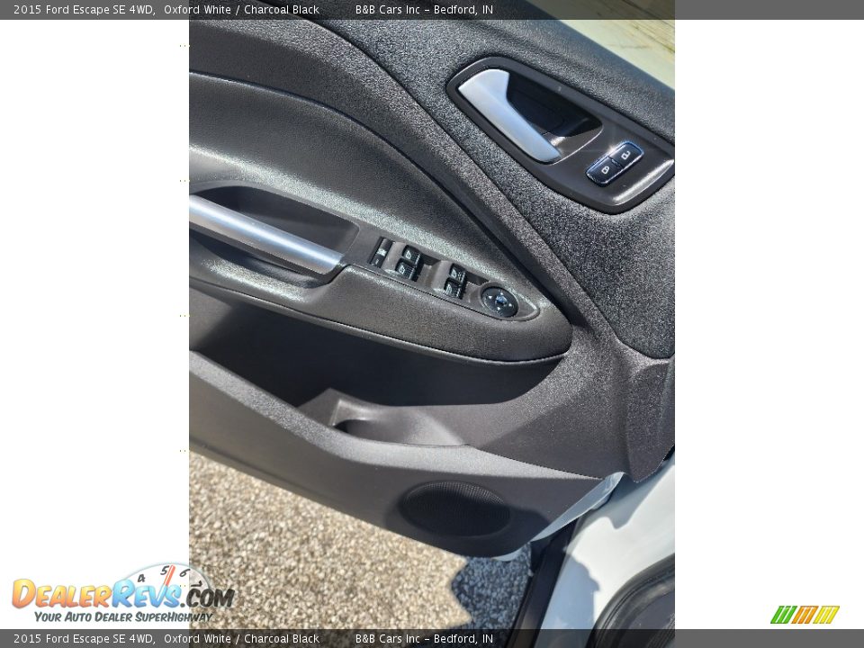 2015 Ford Escape SE 4WD Oxford White / Charcoal Black Photo #10