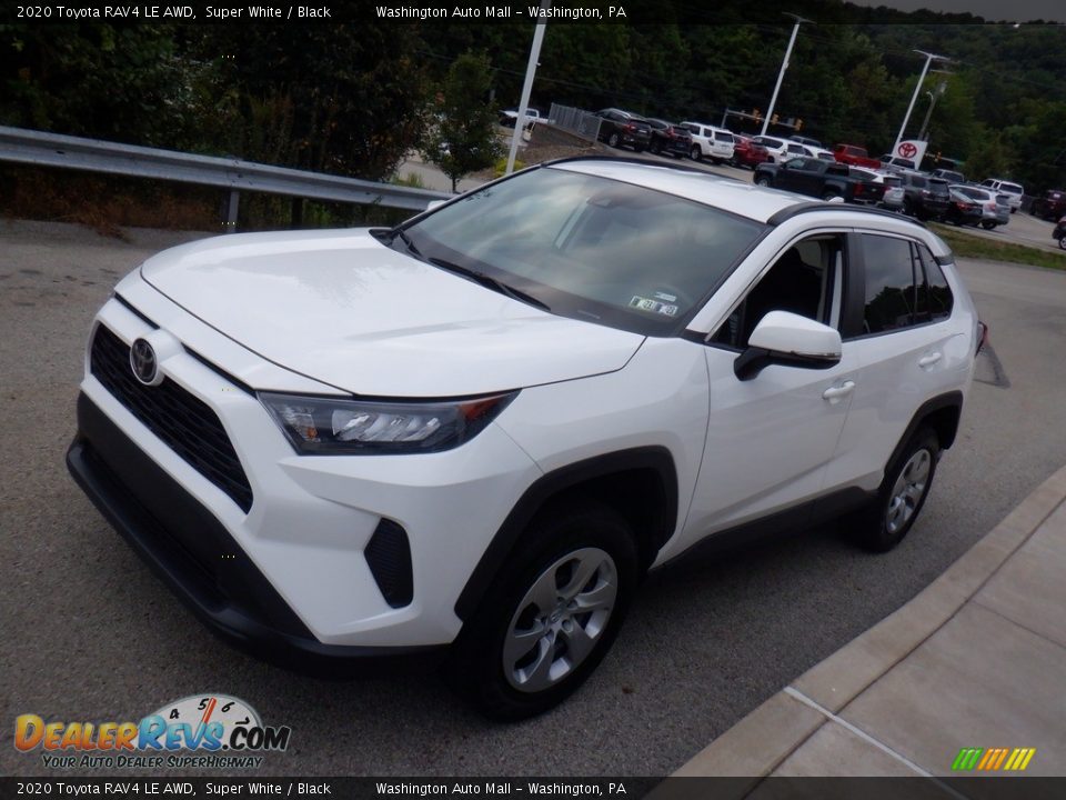 2020 Toyota RAV4 LE AWD Super White / Black Photo #12