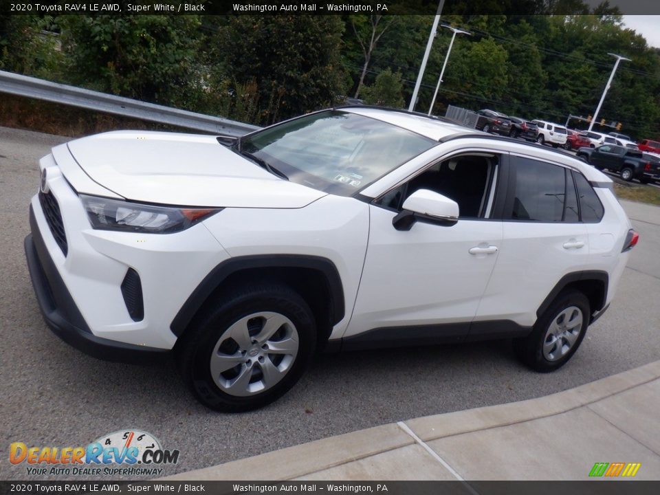 2020 Toyota RAV4 LE AWD Super White / Black Photo #13