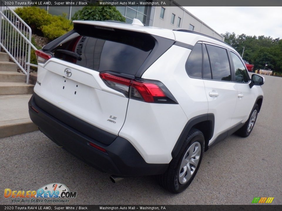 2020 Toyota RAV4 LE AWD Super White / Black Photo #16