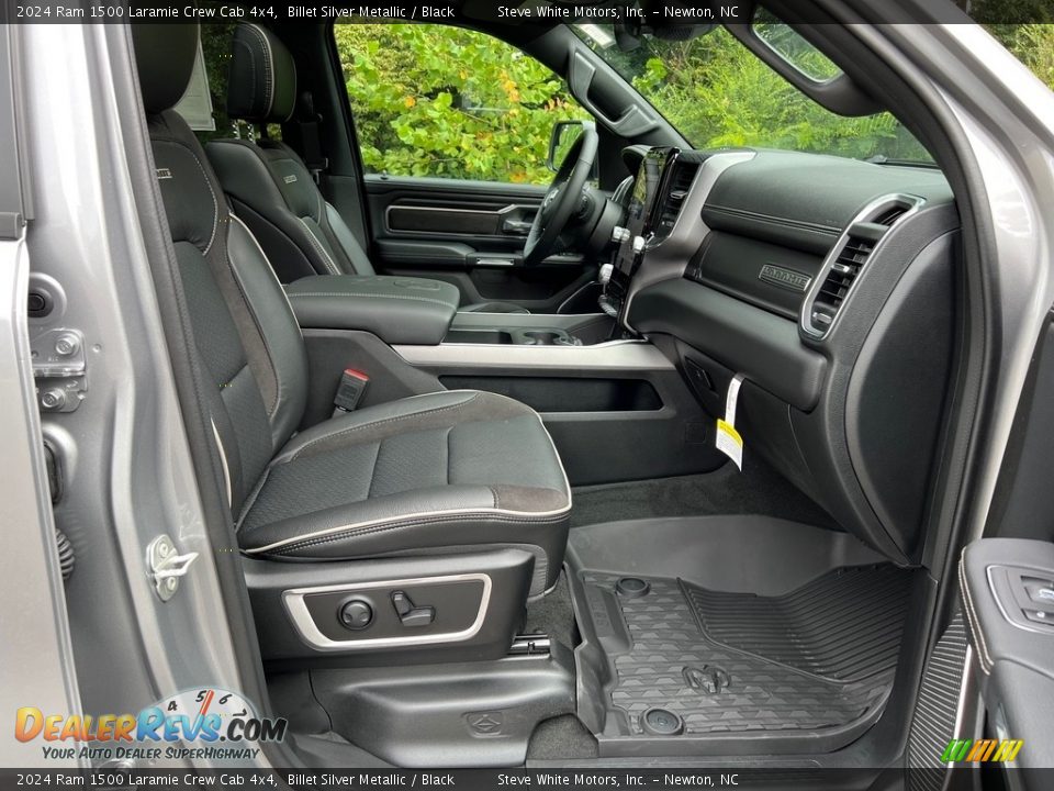 Black Interior - 2024 Ram 1500 Laramie Crew Cab 4x4 Photo #18