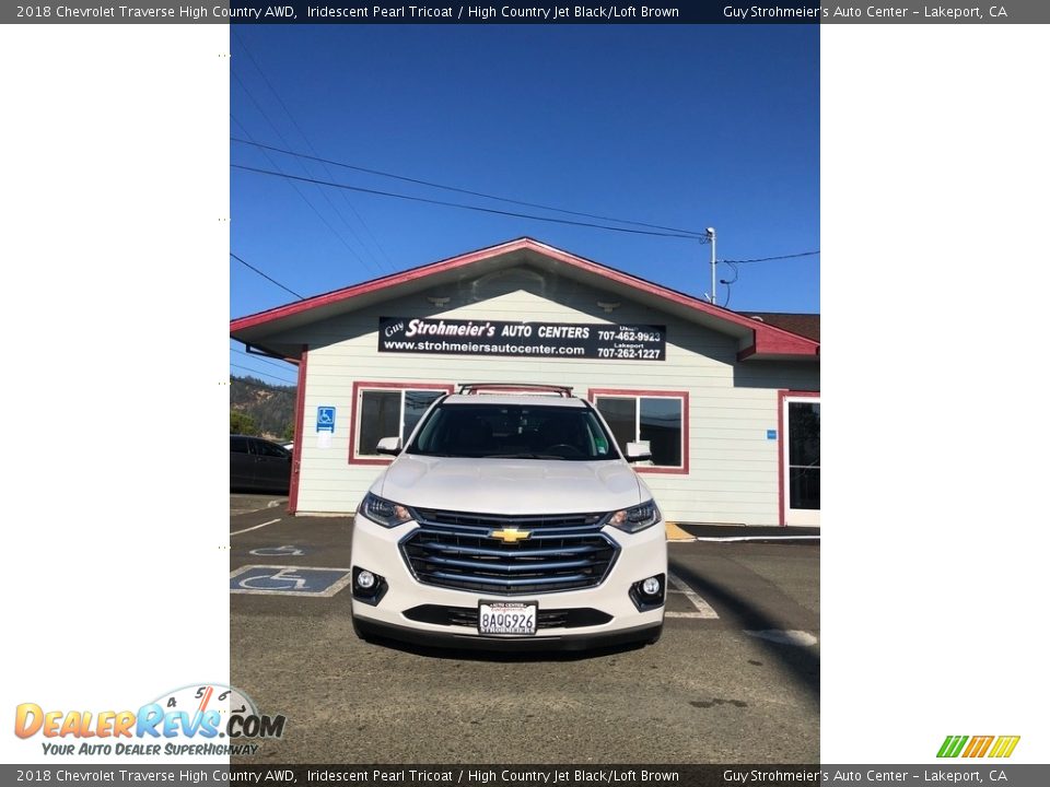 2018 Chevrolet Traverse High Country AWD Iridescent Pearl Tricoat / High Country Jet Black/Loft Brown Photo #2