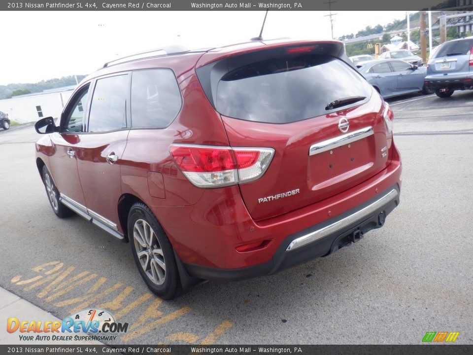 2013 Nissan Pathfinder SL 4x4 Cayenne Red / Charcoal Photo #7