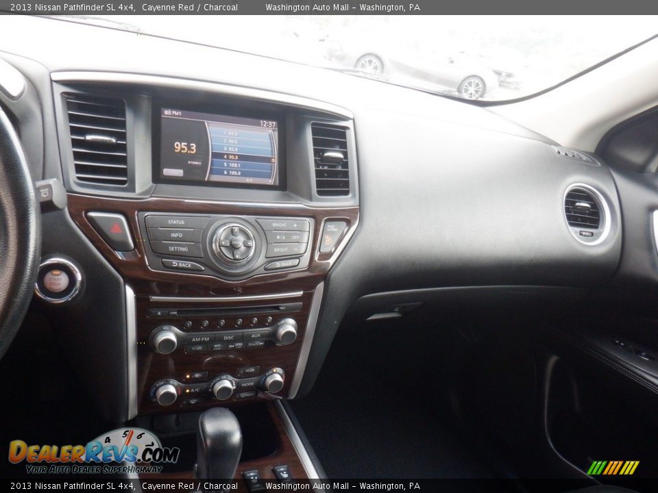 2013 Nissan Pathfinder SL 4x4 Cayenne Red / Charcoal Photo #21