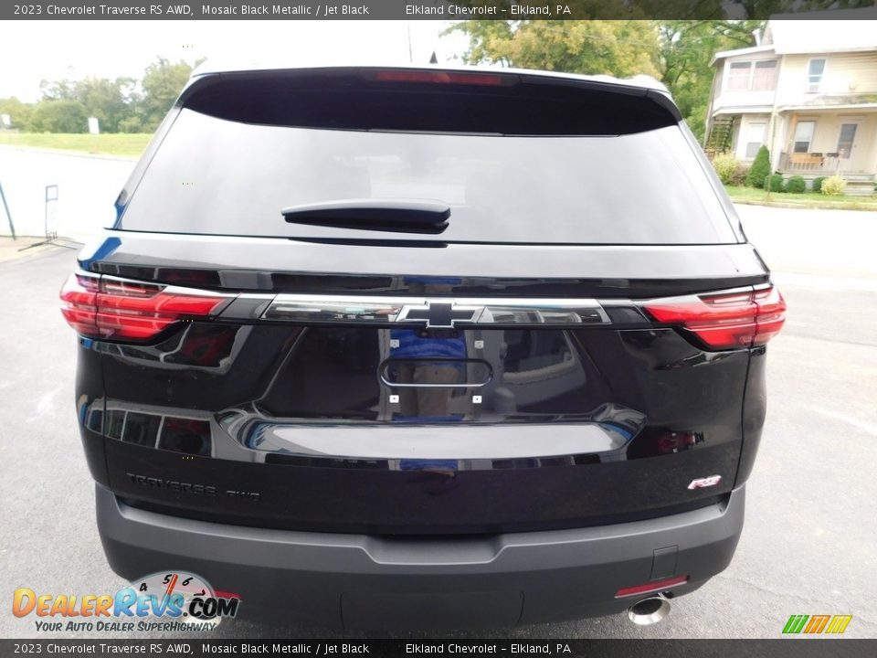 2023 Chevrolet Traverse RS AWD Mosaic Black Metallic / Jet Black Photo #10