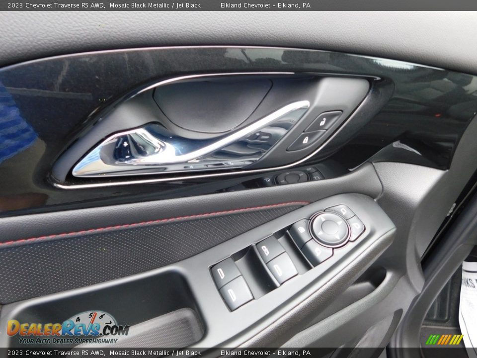 Door Panel of 2023 Chevrolet Traverse RS AWD Photo #18