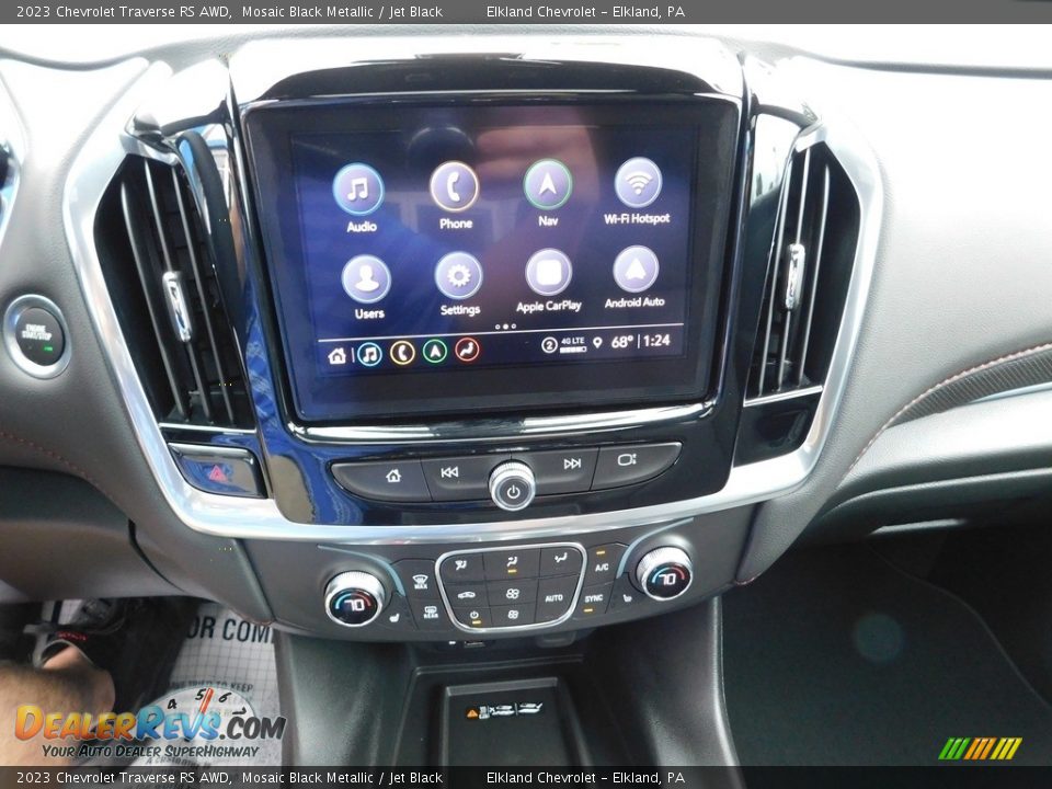 Controls of 2023 Chevrolet Traverse RS AWD Photo #29