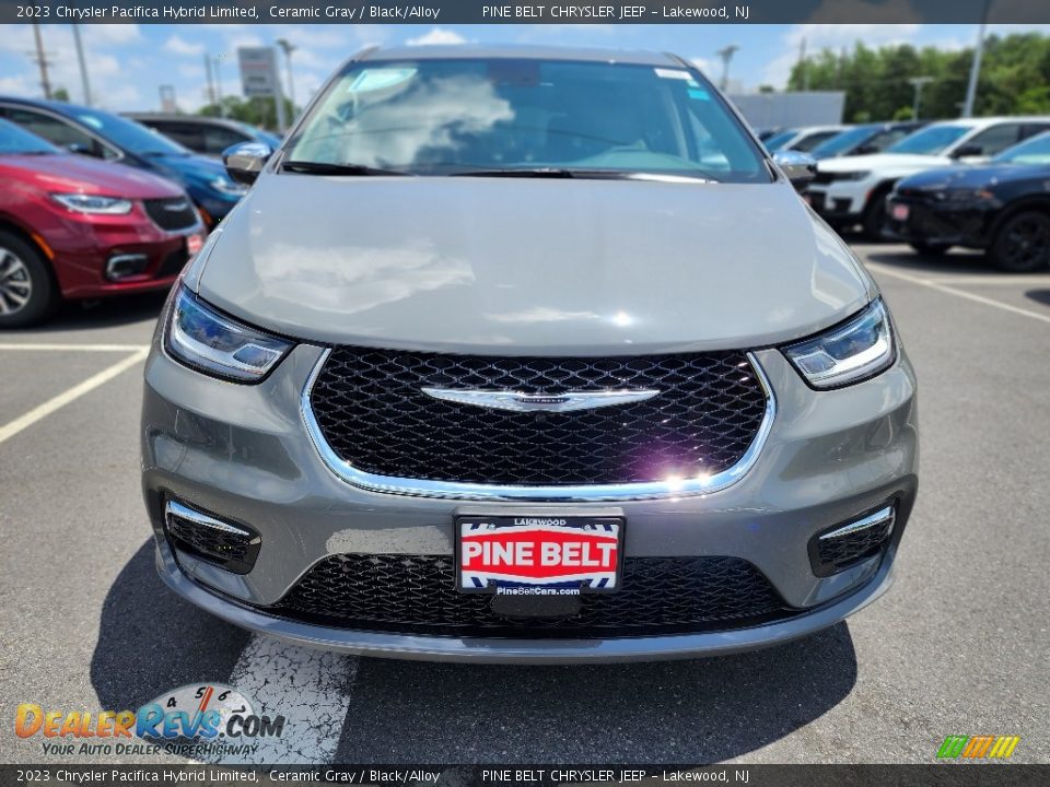 2023 Chrysler Pacifica Hybrid Limited Ceramic Gray / Black/Alloy Photo #2