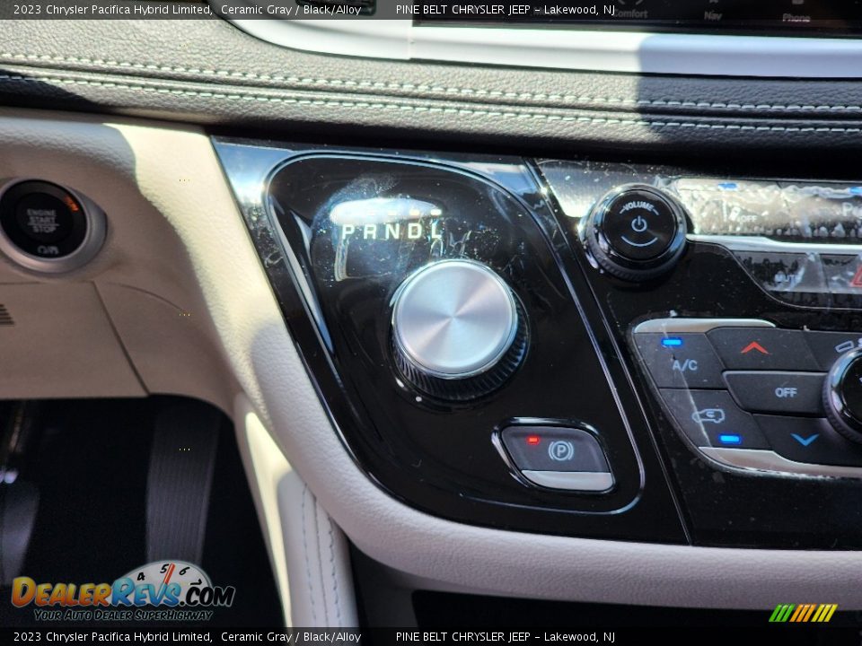 2023 Chrysler Pacifica Hybrid Limited Ceramic Gray / Black/Alloy Photo #12