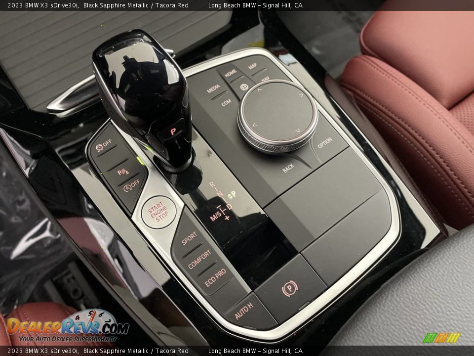 2023 BMW X3 sDrive30i Shifter Photo #22