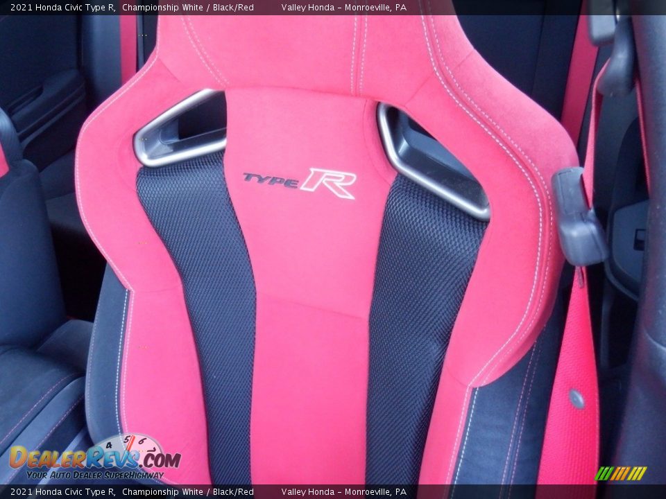 Front Seat of 2021 Honda Civic Type R Photo #14