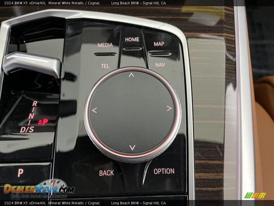 Controls of 2024 BMW X5 xDrive40i Photo #24