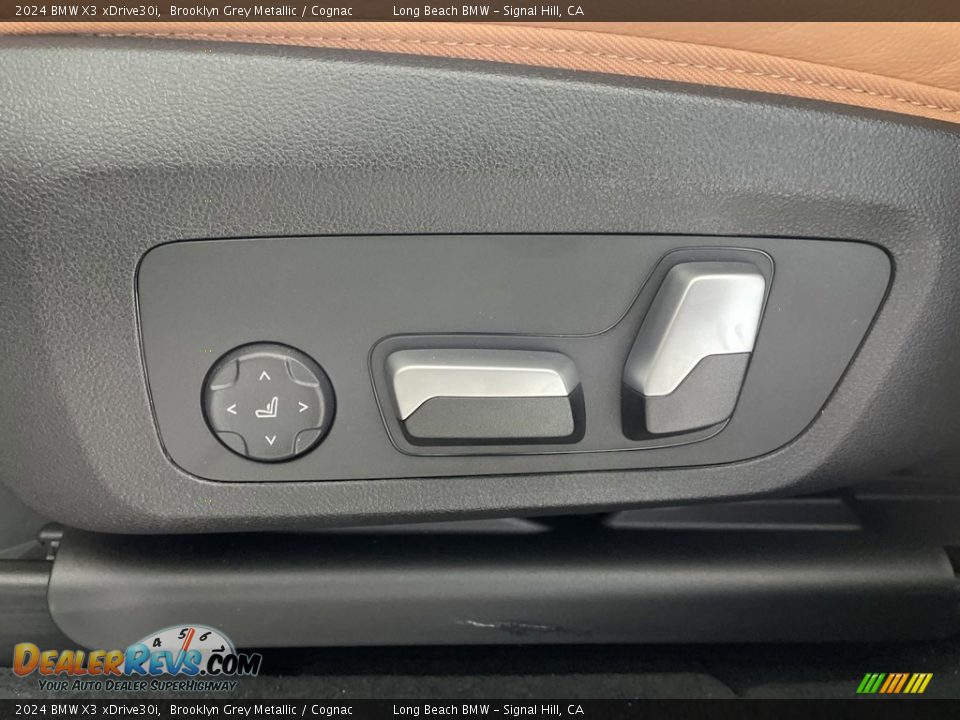 Front Seat of 2024 BMW X3 xDrive30i Photo #11