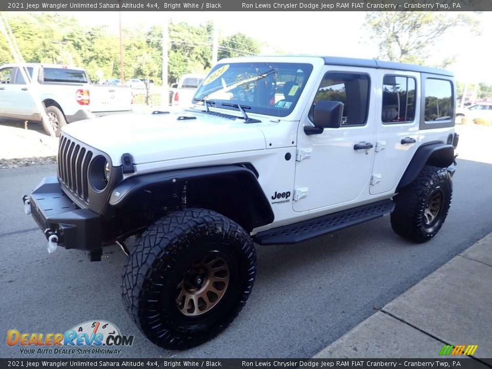 2021 Jeep Wrangler Unlimited Sahara Altitude 4x4 Bright White / Black Photo #4