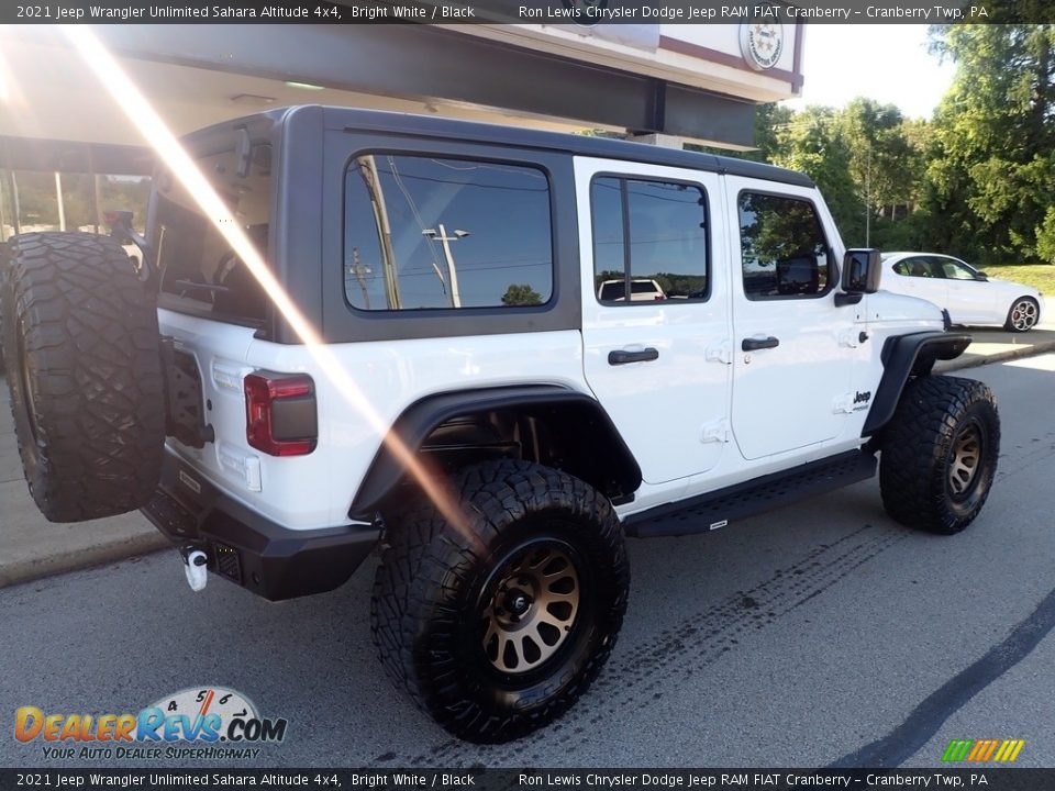 2021 Jeep Wrangler Unlimited Sahara Altitude 4x4 Bright White / Black Photo #8