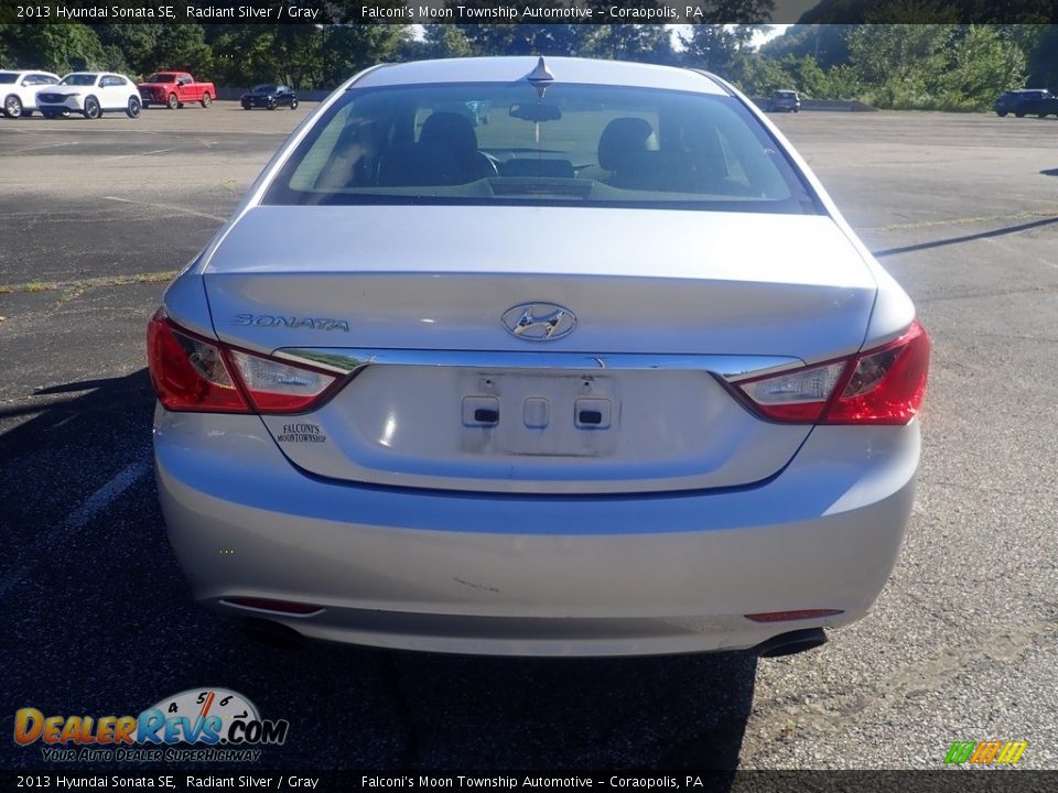 2013 Hyundai Sonata SE Radiant Silver / Gray Photo #3