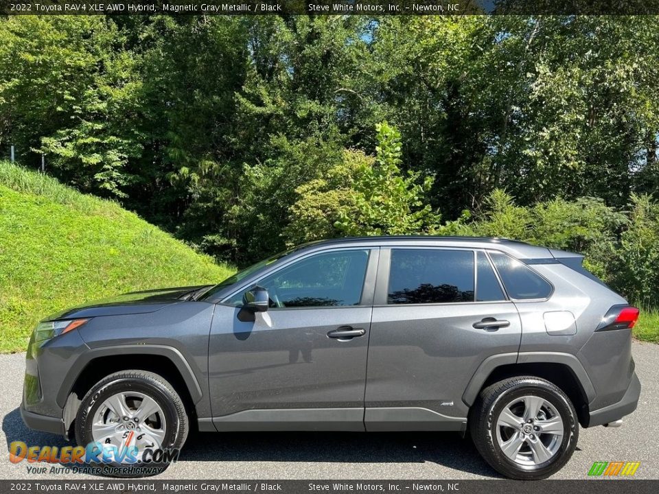 Magnetic Gray Metallic 2022 Toyota RAV4 XLE AWD Hybrid Photo #1