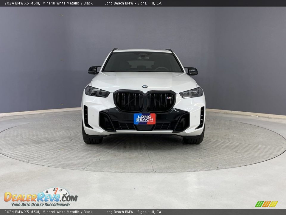 2024 BMW X5 M60i Mineral White Metallic / Black Photo #2