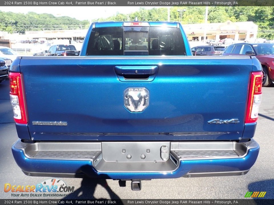 2024 Ram 1500 Big Horn Crew Cab 4x4 Patriot Blue Pearl / Black Photo #4