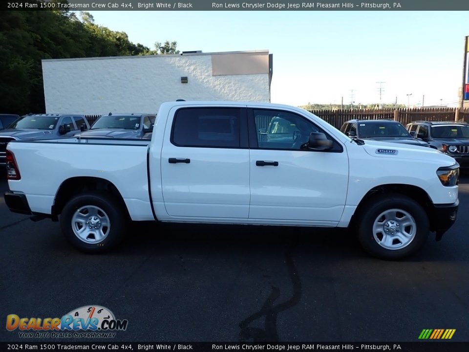 2024 Ram 1500 Tradesman Crew Cab 4x4 Bright White / Black Photo #8