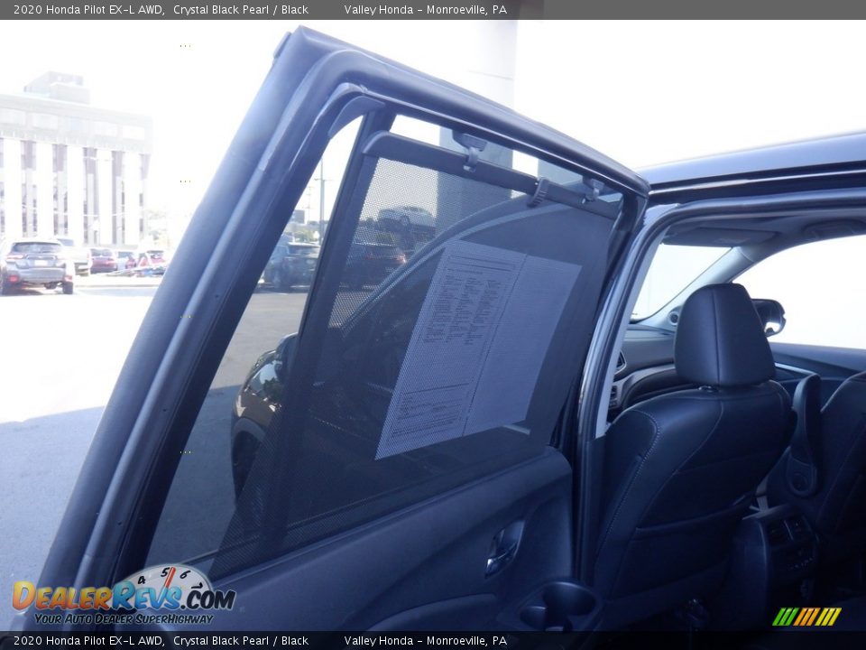 2020 Honda Pilot EX-L AWD Crystal Black Pearl / Black Photo #28