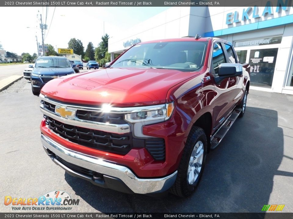 2023 Chevrolet Silverado 1500 LT Crew Cab 4x4 Radiant Red Tintcoat / Jet Black Photo #11