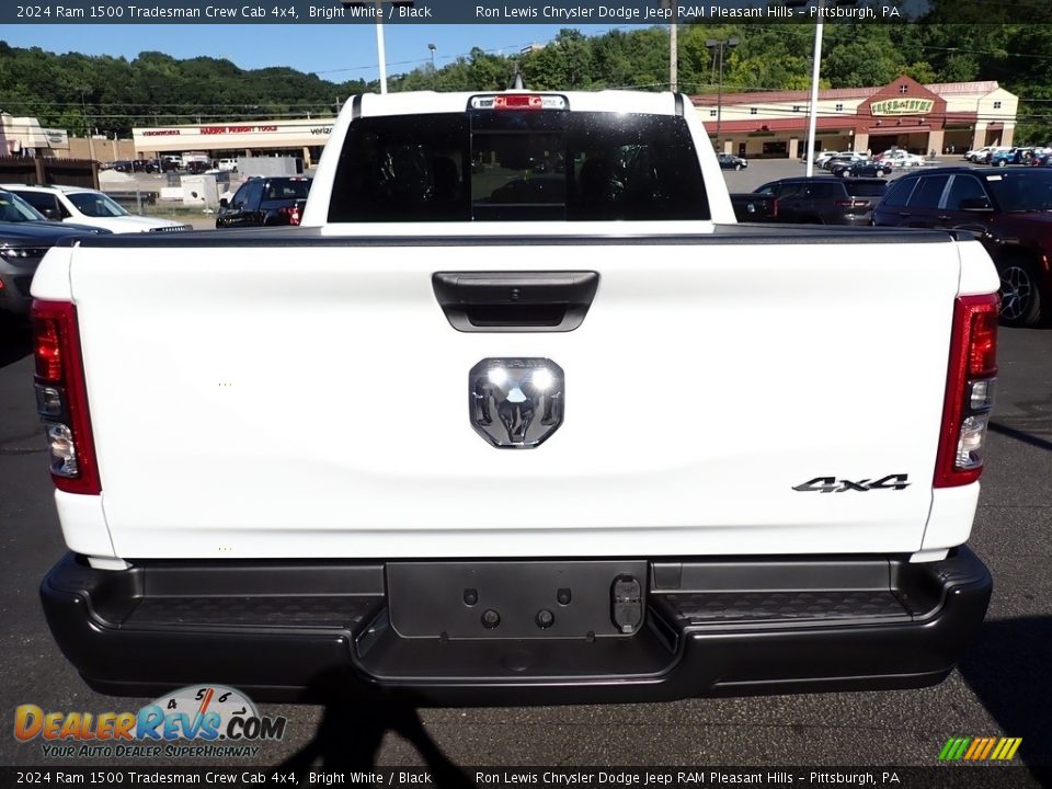 2024 Ram 1500 Tradesman Crew Cab 4x4 Bright White / Black Photo #4