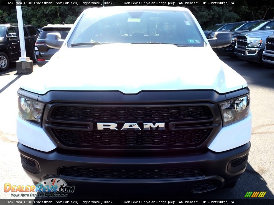 2024 Ram 1500 Tradesman Crew Cab 4x4 Bright White / Black Photo #9