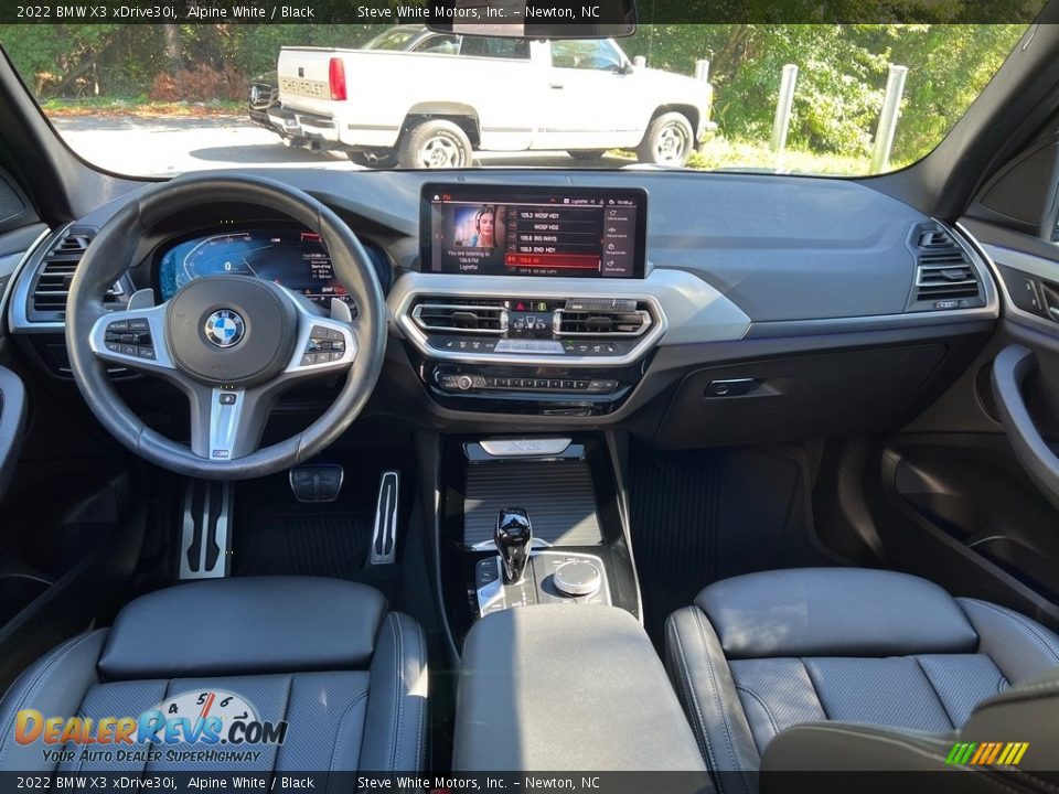 Black Interior - 2022 BMW X3 xDrive30i Photo #12