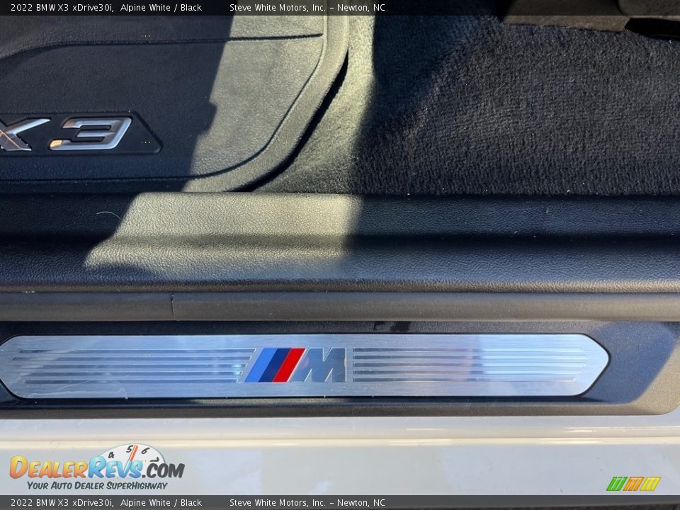 2022 BMW X3 xDrive30i Alpine White / Black Photo #15