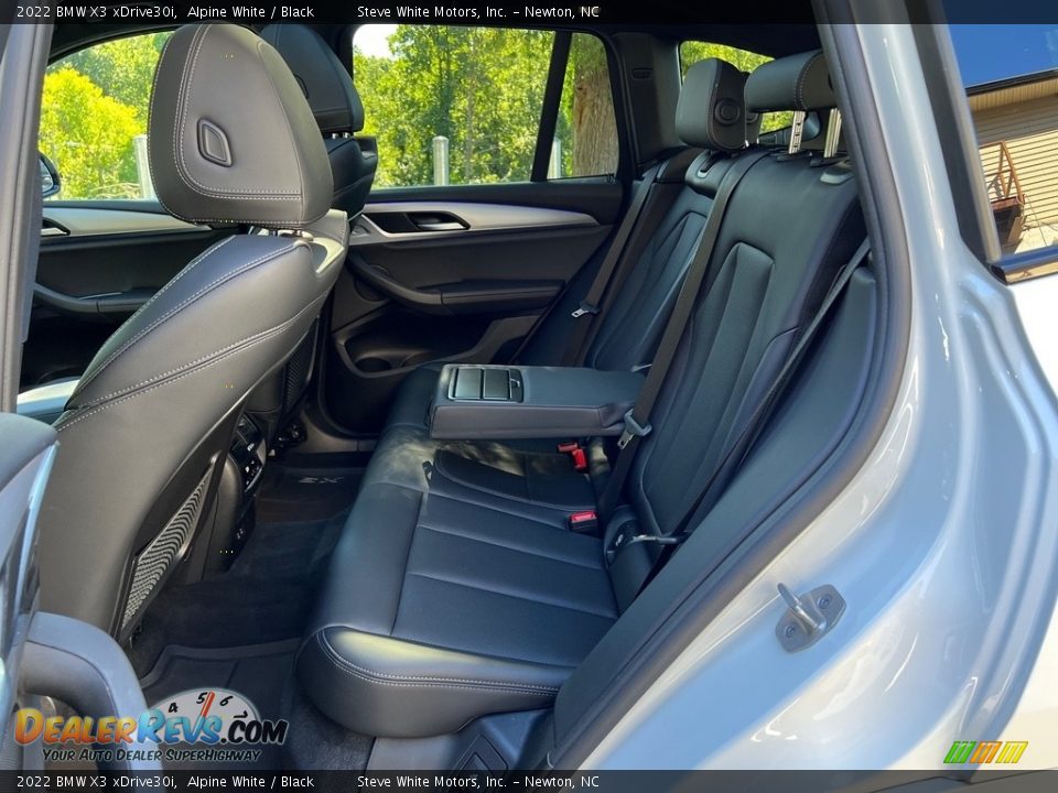 Rear Seat of 2022 BMW X3 xDrive30i Photo #16