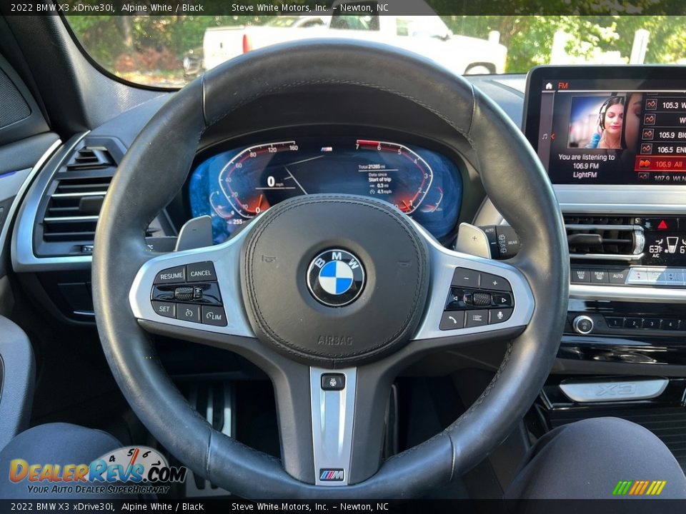 2022 BMW X3 xDrive30i Steering Wheel Photo #20
