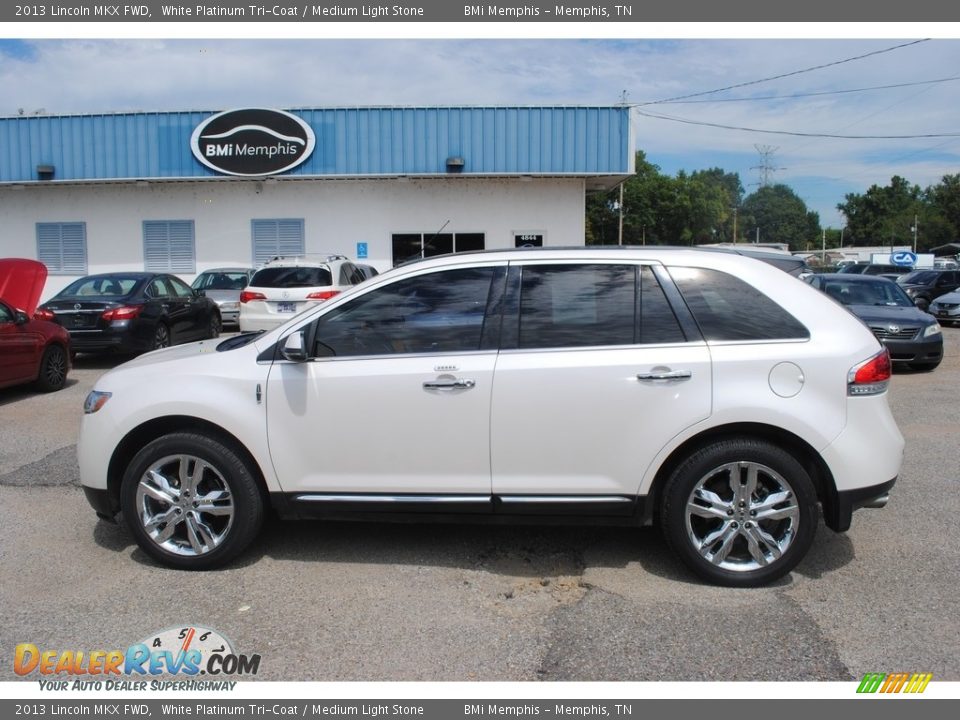 2013 Lincoln MKX FWD White Platinum Tri-Coat / Medium Light Stone Photo #2