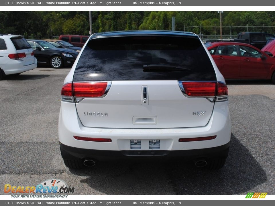 2013 Lincoln MKX FWD White Platinum Tri-Coat / Medium Light Stone Photo #4