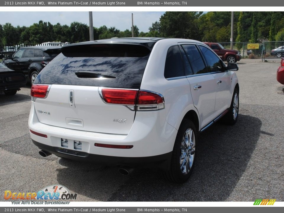 2013 Lincoln MKX FWD White Platinum Tri-Coat / Medium Light Stone Photo #5