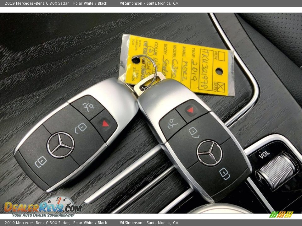Keys of 2019 Mercedes-Benz C 300 Sedan Photo #11