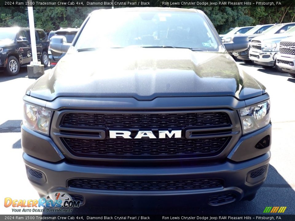 2024 Ram 1500 Tradesman Crew Cab 4x4 Diamond Black Crystal Pearl / Black Photo #10