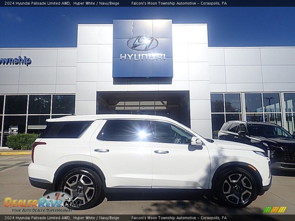 2024 Hyundai Palisade Limited AWD Hyper White / Navy/Beige Photo #1