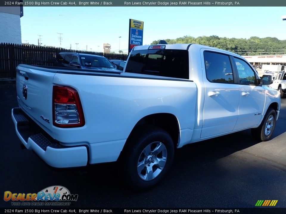 2024 Ram 1500 Big Horn Crew Cab 4x4 Bright White / Black Photo #7