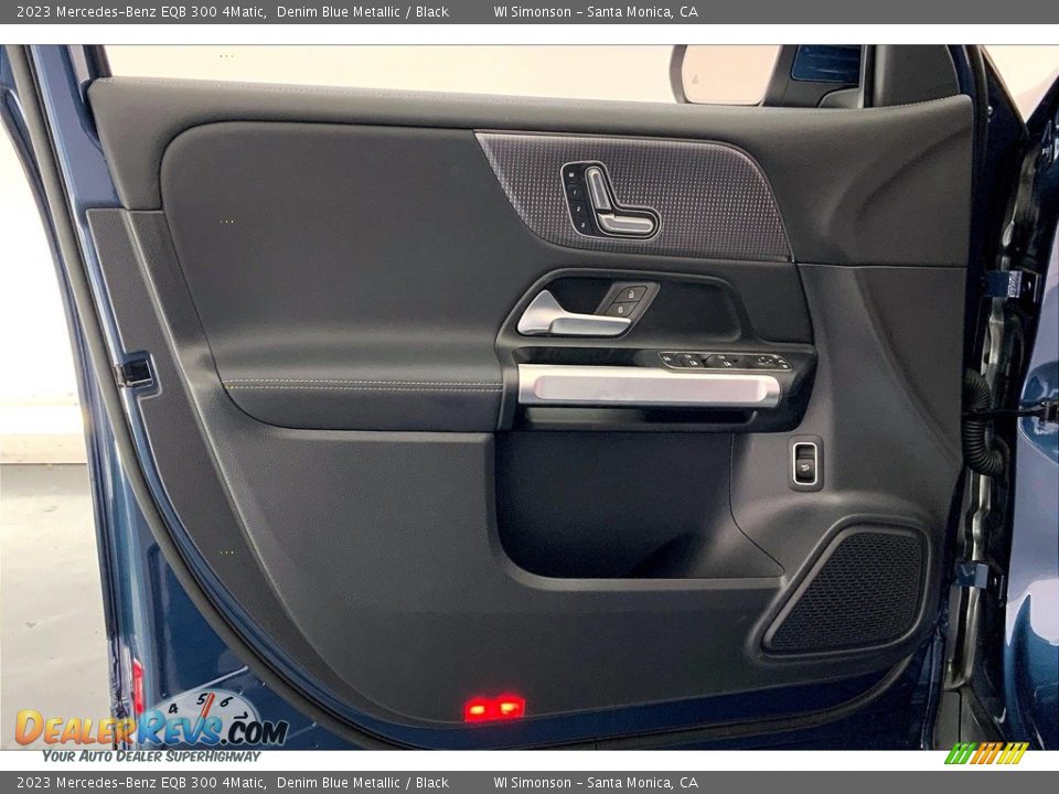 Door Panel of 2023 Mercedes-Benz EQB 300 4Matic Photo #25