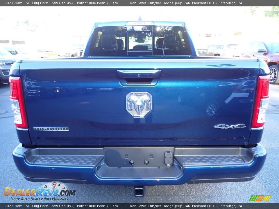 2024 Ram 1500 Big Horn Crew Cab 4x4 Patriot Blue Pearl / Black Photo #4