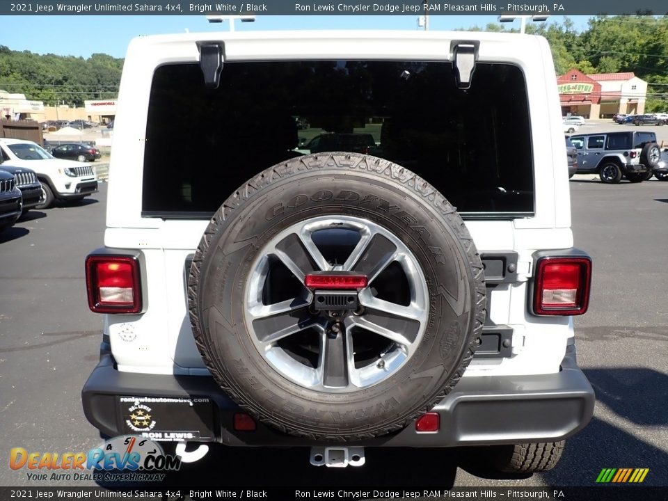 2021 Jeep Wrangler Unlimited Sahara 4x4 Bright White / Black Photo #4