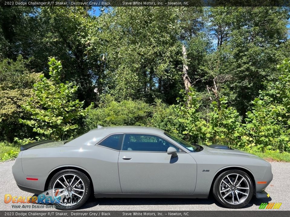 Destroyer Grey 2023 Dodge Challenger R/T Shaker Photo #5